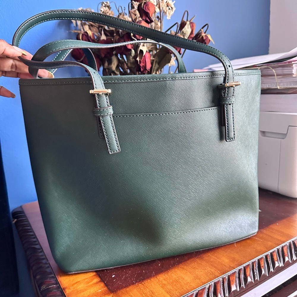 MICHEAL KORS GREEN GOLD BAG WALLET - Picture 4 of 11